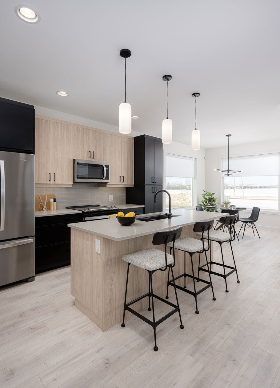 Kitchen and dining area.